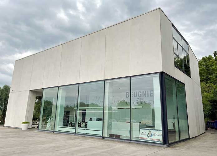 bedrijfsgebouw